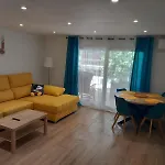 Sea Breeze Apartment