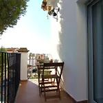 Mediterrani Vacaciones Perfectas Y Vistas Al Mar