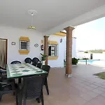 Chalet Con Piscina Privada Y Barbacoa Ideal Para Familias En Conil De La Frontera - Es-180-272