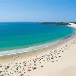 Apartamentos Vid Con Piscina Privada Y A/C En Chiclana De La Frontera, Espana - Es-180-140