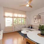 Comodo Apartamento En Gracia