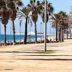 Apartment 3 Minutes From The Beach And Train Station On Foot