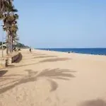 Apartment 3 Minutes From The Beach And Train Station On Foot