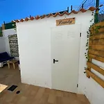 Calo'S Place
