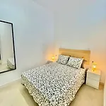 Moderno Y Elegante Apartamento En El Palo