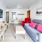 Stunning Apartment In Cadiz With Wifi