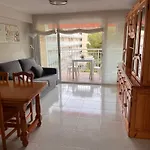 Center Salou Con Piscina