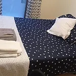 Comparte Mi Piso Preciosa Habitacion