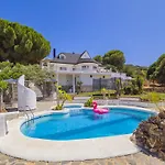 Cubo'S Villa Pino Verde