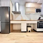 Valencia & Suites Ayora