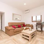 Casa Roja - Villa With Private Pool Free Wifi