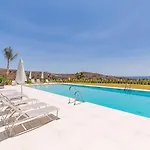 Holiday In Ground Floor Apartment In Marbella Club Hills, Benahavis