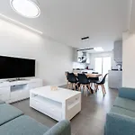 248 New Frontline Beach Mollina