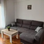 1A135 Comodo Apto 3 Dormitorios