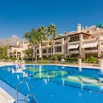 Elegant Penthouse On Marbella'S Golden Mile