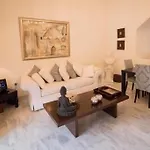 023 Enchanting 4 Bed Traditional Townhouse In Benalmadena Costa