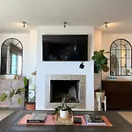 Ojen Penthouse