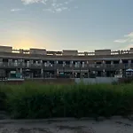 Almenara, Primera Linea De Playa