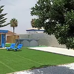 Casita De Madera Azul