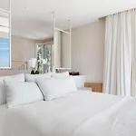 Waterfront Beach Paradise Apartment