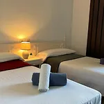 Apartamento Playamar, Vistas Al Mar Con Terraza