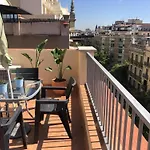 Apartamento Con Terraza Privada Y Wifi En El Corazon De Barcelona - Es-341-5