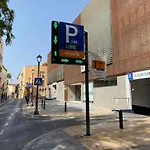 Apartamento Con Parking Gratis En El Centro, 2 Dormitorios