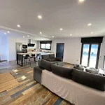 Villa Romance