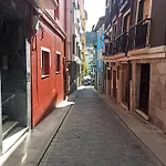 Comodo Apartamento En El Centro De Bermeo.