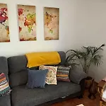 Central Apartment With Style And Comfort For 4