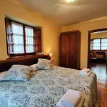 Apartamentos La Montanesa