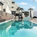 Cozy Apartment In Mojacar With Kitchen