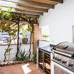 Luxurious Villa In Tamango Hill