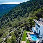 Stunning Views To Sea From Modern Villa El Mirador Near Sitges