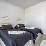 Vivi Homes - Sana Pool, Sauna, Gym & Beach