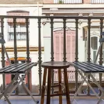 Velazquez & Old Town By Ele Apartments