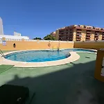 Piso En Roquetas De Mar Con Parking A Pocos Pasos De La Playa Y Castillo