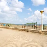 2 Bedroom Beautiful Apartment In Torre Del Mar