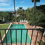 Apartment In Elegant Villa With Pool In Marbella
