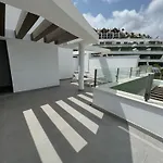 Cozy Top Floor Apartment La Cala