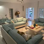 Relaxing House At The Beach