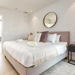 Vivi Homes - Carma Pool, Terrace, Garden & Beach