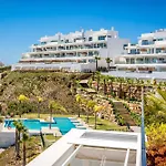 Vivi Homes - The Heights Pool, Gym, Sauna, Terrace & Sea View