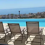 Spacious Villa With Great Views!