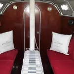 Amazing Flat In Classic Sailing Boat In Barcelona