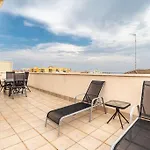 Atico Con Terraza Y Piscina