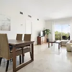 Frontline 2Bed Marina Bay Estepona