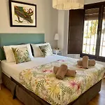 Grand Patio Apartment