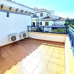 Chalet 3 Dormitorios En Veramar 5 Con Jardin
