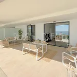 Amazing Apartment In Front Of The Sea - Splendid